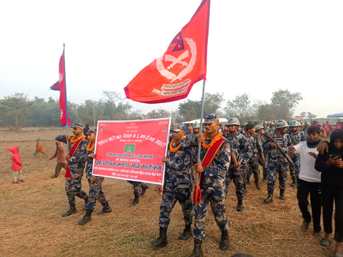 सशस्त्र प्रहरीद्वारा सीमा सुरक्षा र सद्भाव बढाउन झण्डा मार्च